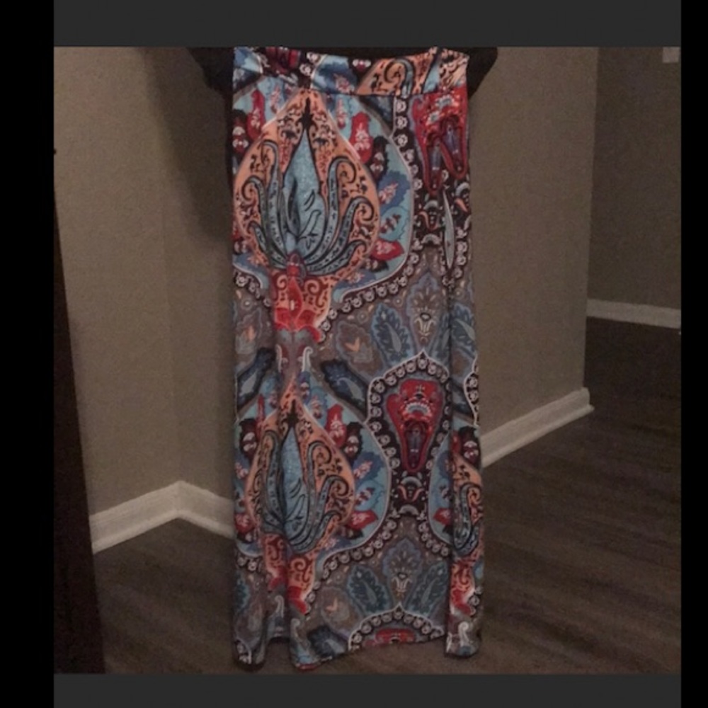 NWOT💠Women’s Bohemian Print Maxi Skirt💠
